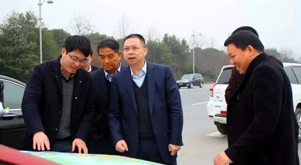 万科港股下跌到宝能系平仓成本 助王石一臂之