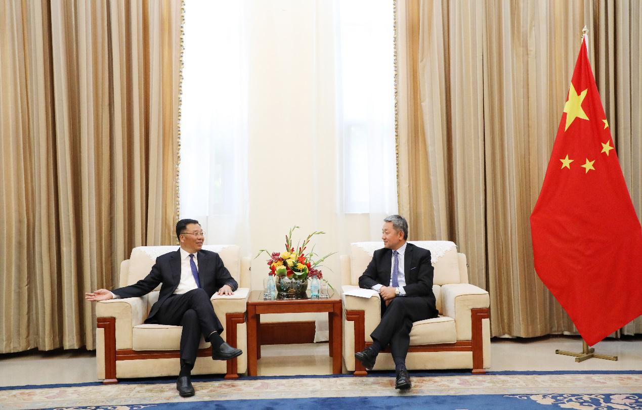 茅台集团李保芳率队拜访中国驻纳米比亚大使馆