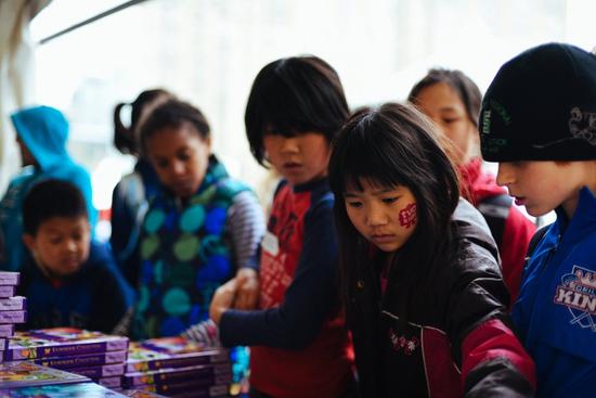 贫困生人均年收入_美国人人均年收入(3)